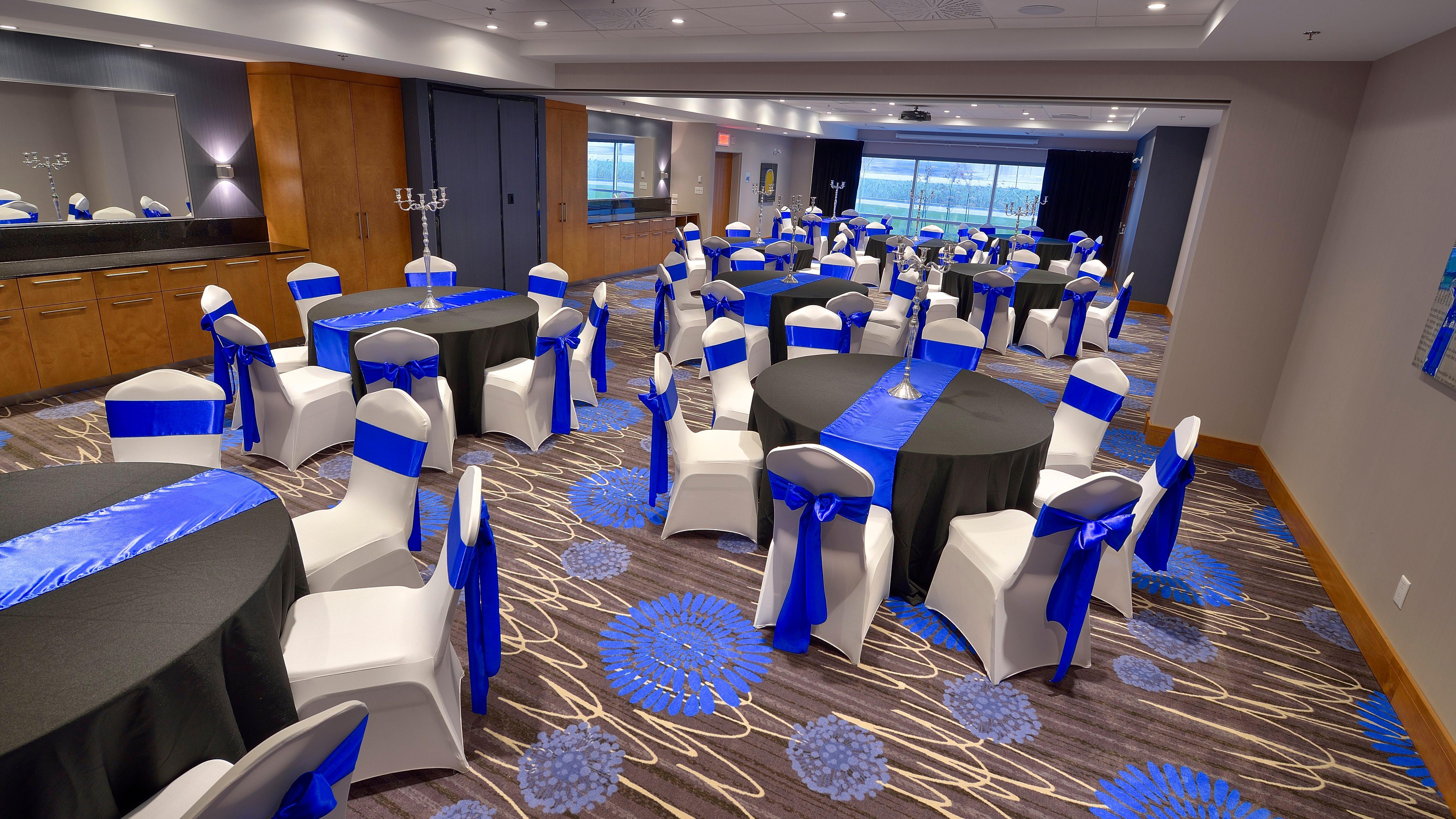 Holiday Inn Express & Suites Vaudreuil-Dorion By Ihg Exterior foto
